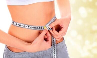 Méthodes pour perdre du poids en une semaine sur les cuisses et le ventre